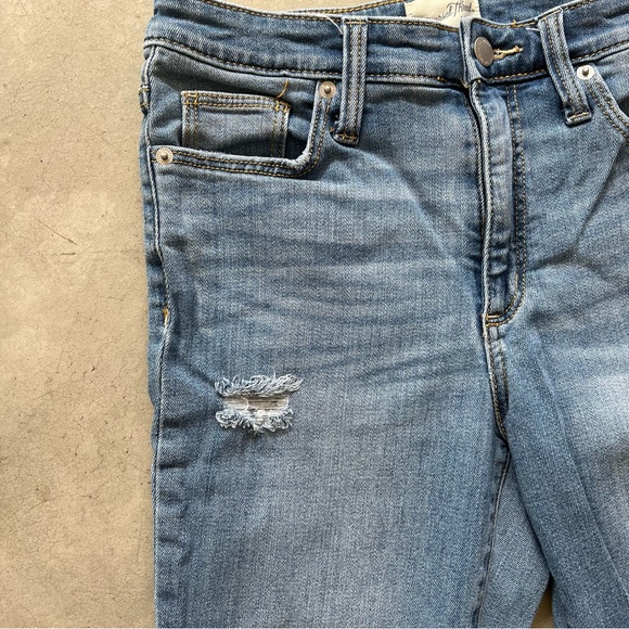 Universal Thread High Rise Slim Straight - Picture 7 of 10